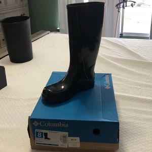 Columbia Downpour boots sz 8 NWT